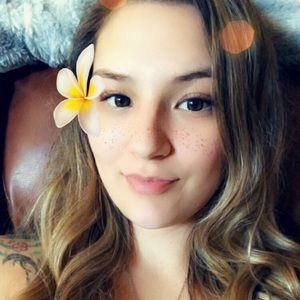 Meet your Posher, Jenna